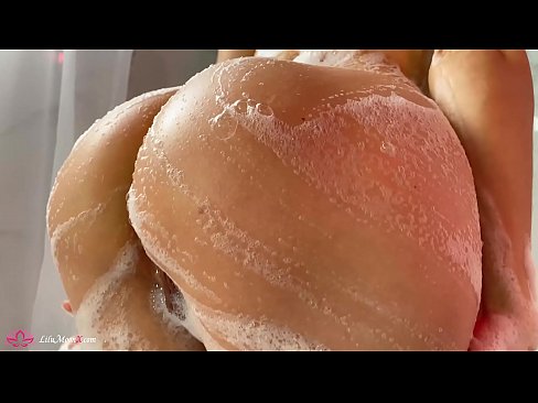 ❤️ Brunette Akuseweretsa maliseche ndi Vibrator mpaka Intense Orgasm mu Shower Zogonana zapamwamba pa ife% ny.28films.ru% ❌
